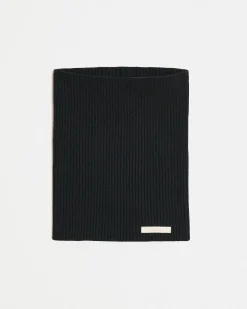 Albi Noir Neck Warmer