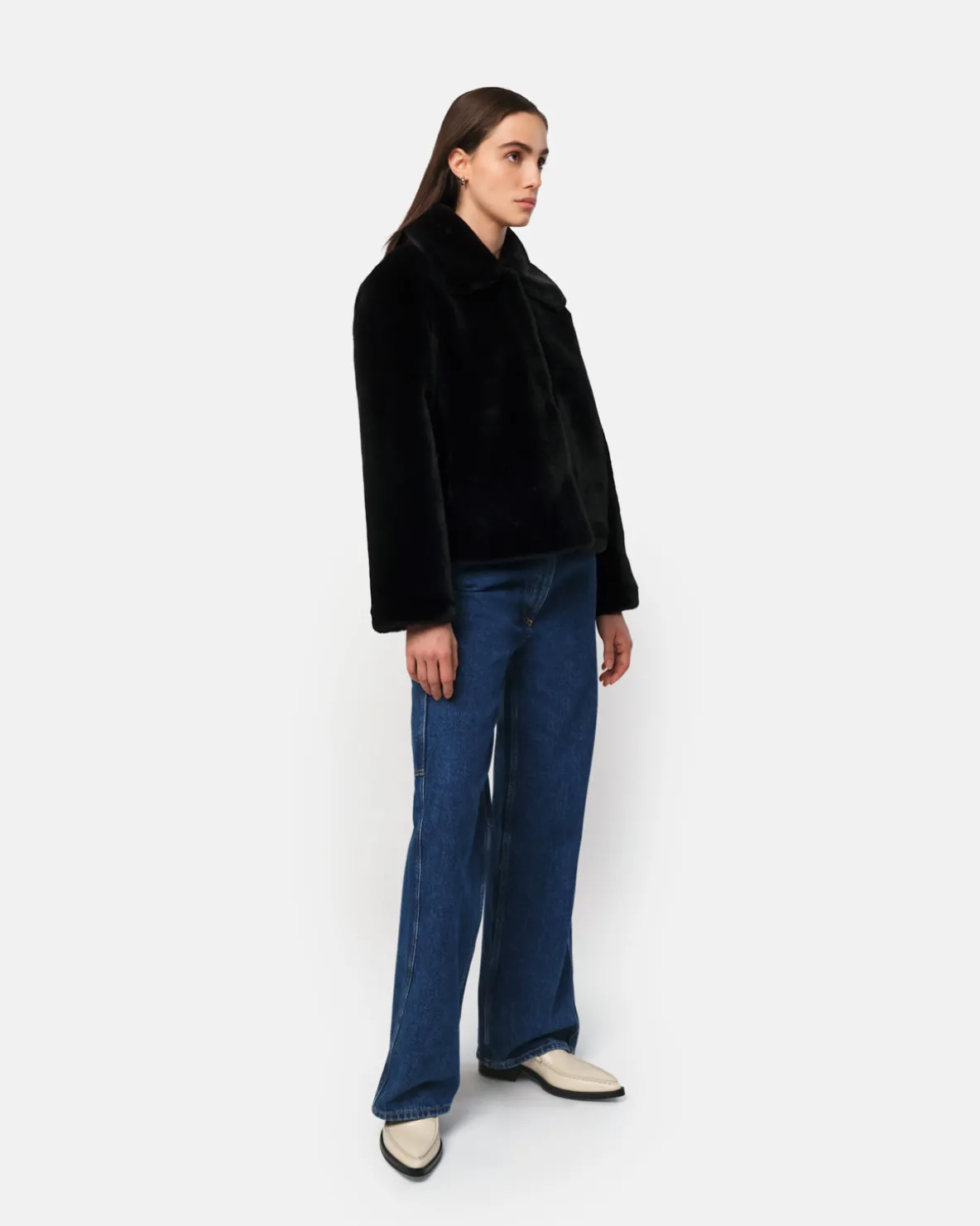 Elis Noir Short Coat
